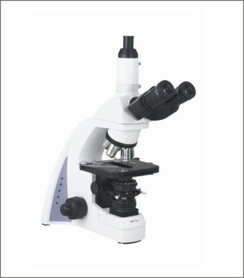 MICROSCÓPIO BIOLÓGICO TRINOCULAR ÓPTICA INFINITA EK 3500 T